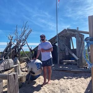 Meet your Posher, Tom